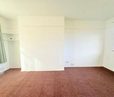 2 bedroom end of terrace house to rent - Photo 6