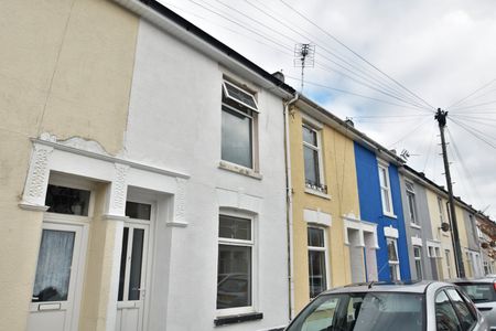 2 bedroom terraced house to rent - Photo 5