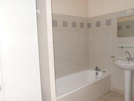 Location - Appartement - 2 pièces - 42.60 m² - montauban - Photo 4