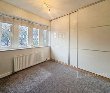 3 bedroom semi detached to rent Redstone Close, Redditch, Worcester... - Photo 5