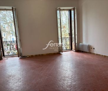 Location Appartement 3 pièces 64m² SALERNES 83690 - Photo 1