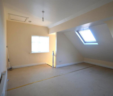 2 bedroom flat to rent - Photo 4 | Rentumo