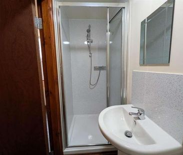 Taylor House, YO11 - Photo 6