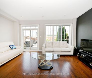 For Lease - 12 Coastline Drive, Brampton, Ontario - Photo 2