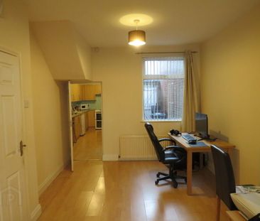 34 Dromore Street, Belfast, BT6 8PF - Photo 3