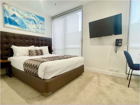 Fully furnished one bedroom apartments in Box Hill - Photo 2