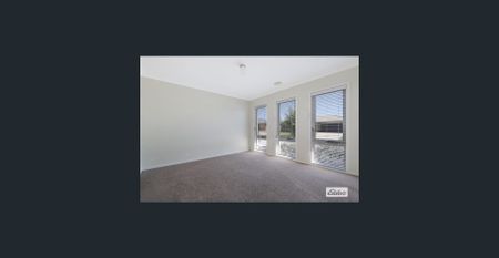 Family Home in Whitebox! - Photo 3