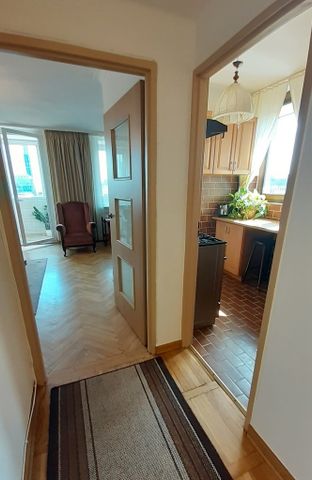 Warszawa, Aleja Solidarności - Photo 4