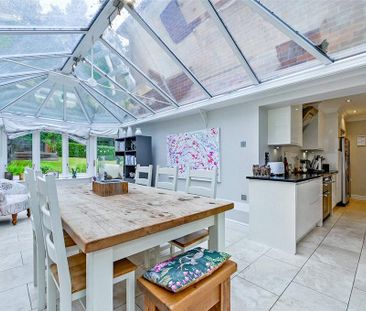 5 bedroom detached house to rent - Photo 3