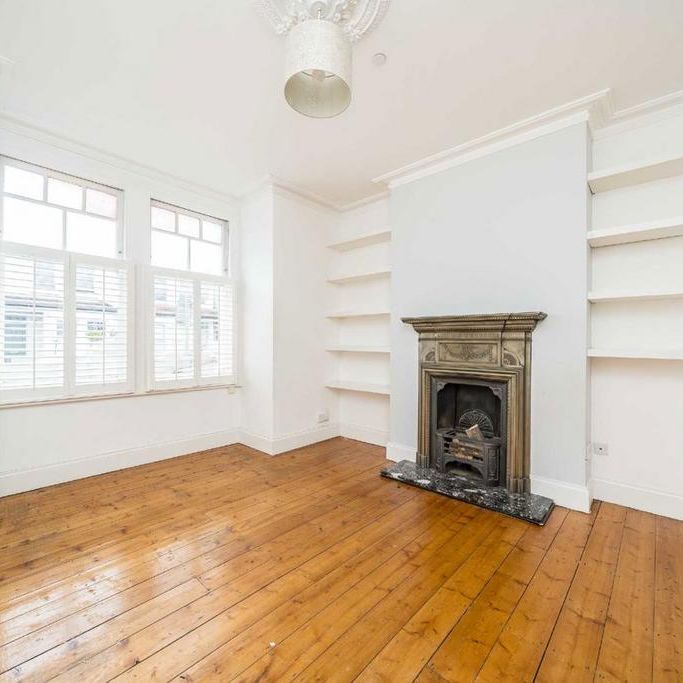 4 bedroom terraced house to rent - Photo 1