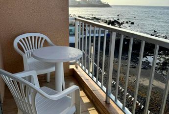**To rent in Las Galletas, 2 bedroom apartment