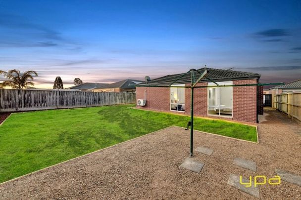 92 Gallery Way, Pakenham - Photo 1