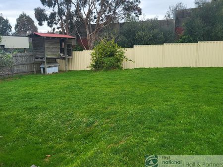 54 Barondi Avenue, 3805, Narre Warren Vic - Photo 2