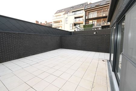 Ruim appartement met terras, lift en garage in centrum Maldegem - Photo 5