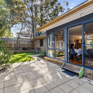 Spacious 3-Bedroom Unit with Modern Features and Double Garage - Photo 2