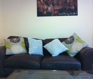 3 Elmsthorpe Avenue, NG7 2BU, NOTTINGHAM - Photo 1