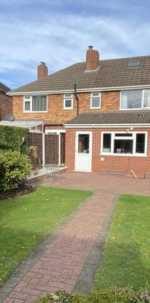 3 bedroom terraced house to rent - Photo 1