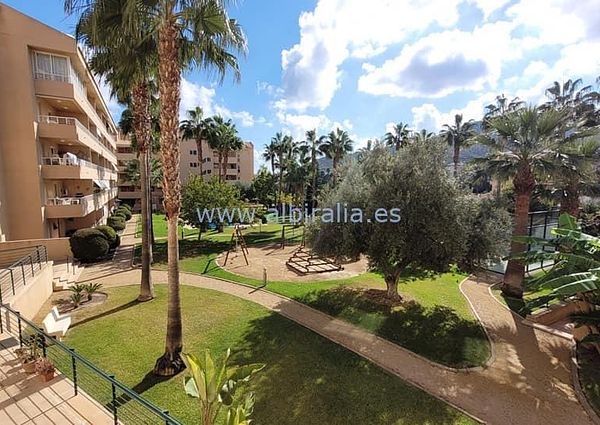 Beautiful 65 m2 apartment for long-term rent in the heart of Albir I A323