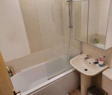 :: Maple Ave, M21 - Photo 4