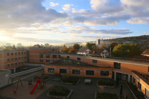 "Modernes und komfortables Wohnen im Zentrum Deutweg" - Photo 1