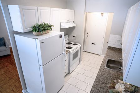 Diplomat Apartments - ALL INCLUSIVE - Photo 5