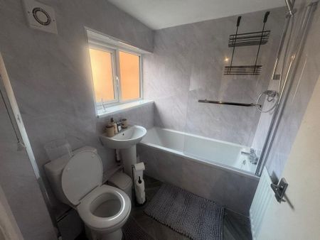 5 bedroom house share to rent - Photo 5