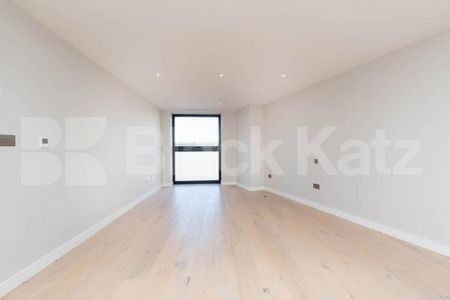 832 square foot two bedroom two bathroom with a private balcony - Photo 4