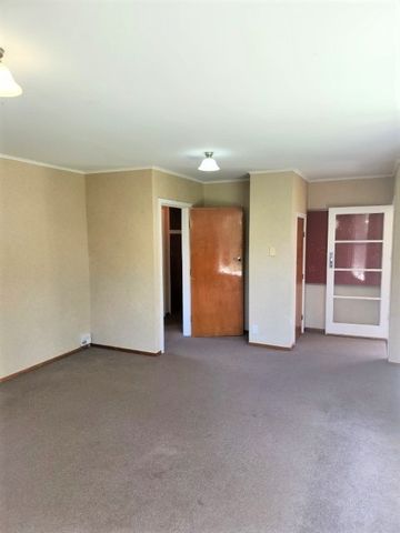 Spacious Family Home in Prime Location – Vardon This tidy three-bedroom, one-bathroom home is perfect for families looking for space, comfort, and convenience. - Photo 5