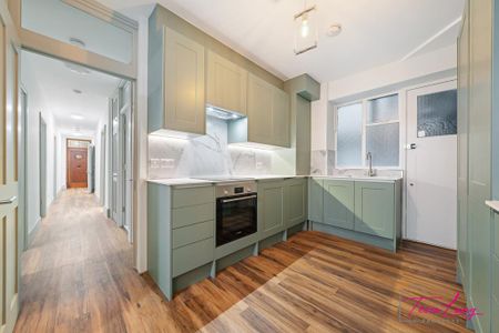 1 bedroom in a flat share to rent - Photo 5