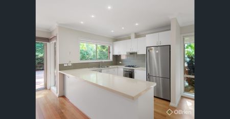 Luxurious Leonard - Photo 3