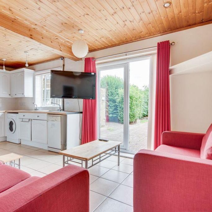 5 bedroom house to rent - Photo 1