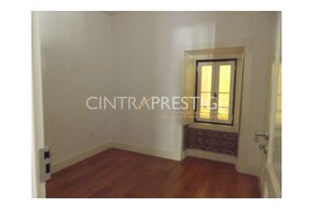 Apartamento T3+1 em Lisboa