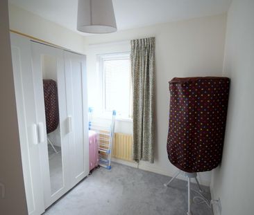 19 Ravenhill Court, BT68FS, Belfast - Photo 6