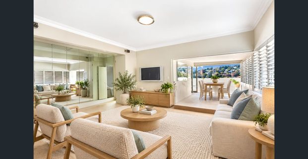 Spectacular Water Front Double Bay Apartment - Photo 1