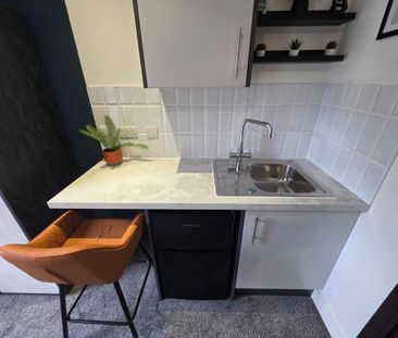 Studio to rent - Photo 6