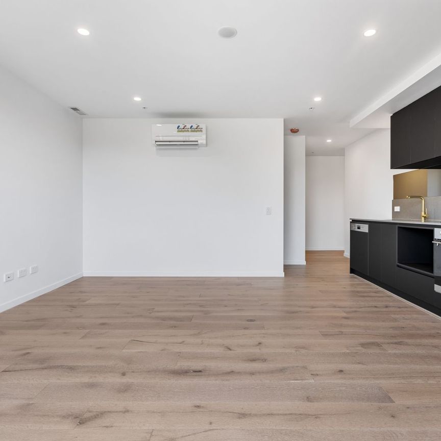 335/81 Cooyong Street, Reid - Photo 1