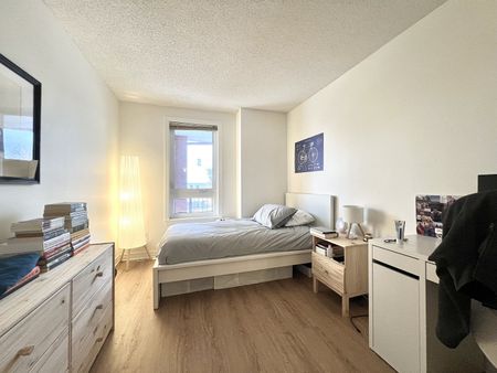 939 North River Rd - Photo 5