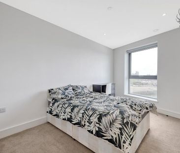 3 bedroom apartment to rent - Photo 4