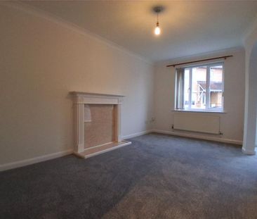 2 bedroom end of terrace house to rent - Photo 1