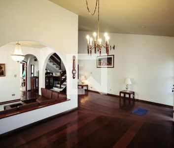 Casa para alugar com 260m², 3 quartos e 5 vagas - Photo 1