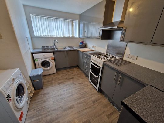 4 Bed Student Accommodation - Photo 1