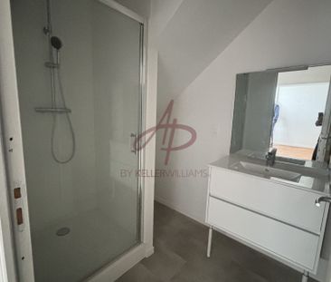 Location Appartement 2 pièces 32m² LA CHAPELLE D ARMENTIERES 59930 - Photo 2