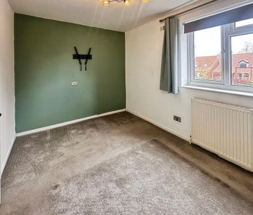 2 bedroom semi-detached house to rent - Photo 5