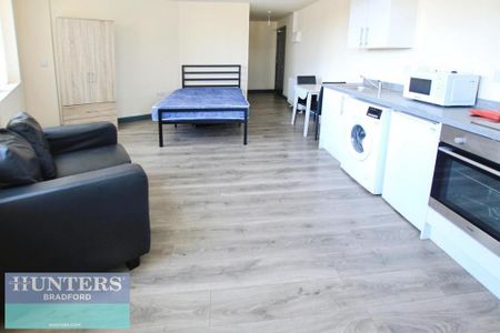 Studio to rent - Photo 3