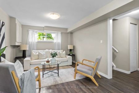 929 Southdown Drive #Lower - Photo 3