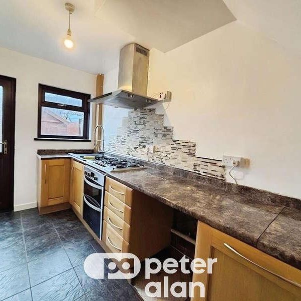 Ty Isaf Park Avenue, Risca, Newport, NP11 - Photo 1