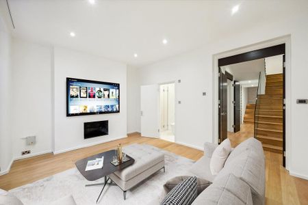 4 bedroom terraced house to rent - Photo 4