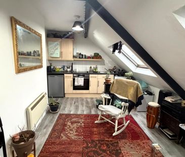 £800 PCM, One Bedroom Second Floor Flat in Clive Street, Grangetown... - Photo 4