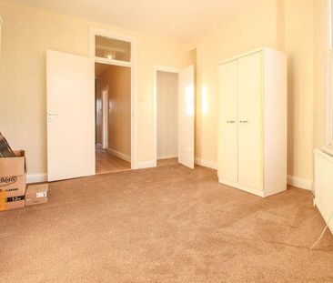 Wordsworth Parade, Turnpike Lane, N8 - Photo 3