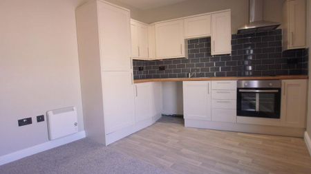 Studio to rent - Photo 3